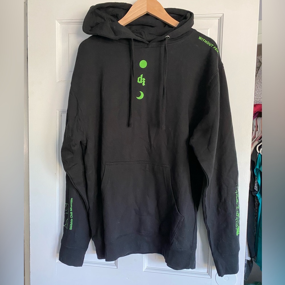 Dermot Kennedy Wicklow Mountains without fear hoodie unisex Medium  brand new